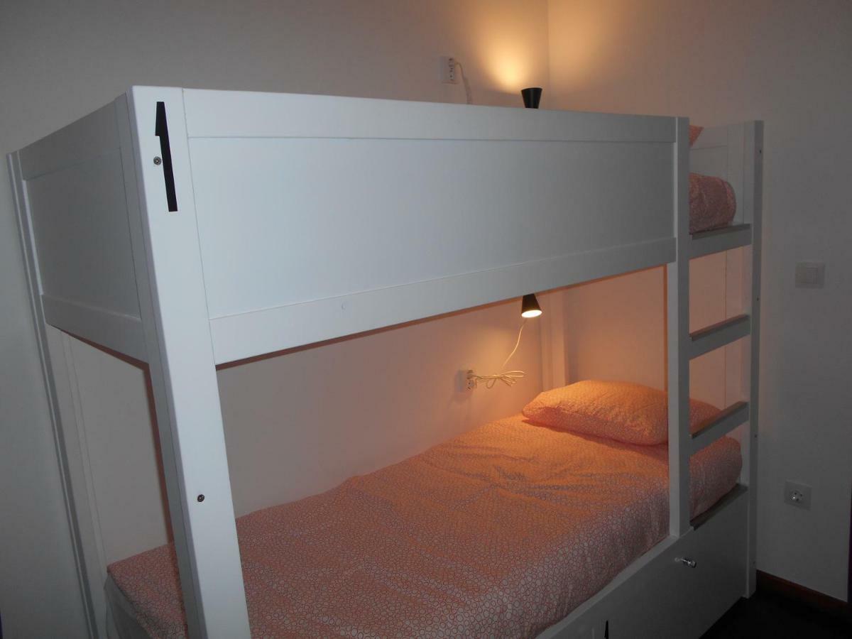 Hostel 18 ก็องสตังเซีย ภายนอก รูปภาพ