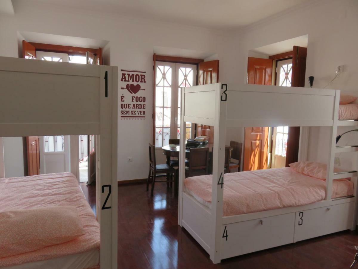 Hostel 18 ก็องสตังเซีย ภายนอก รูปภาพ