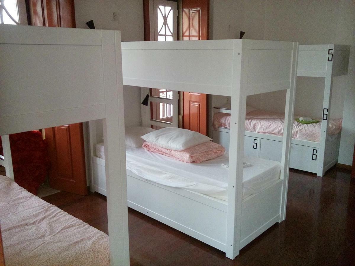 Hostel 18 ก็องสตังเซีย ภายนอก รูปภาพ